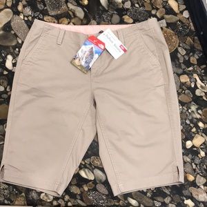 NWT North Face Khaki Shorts